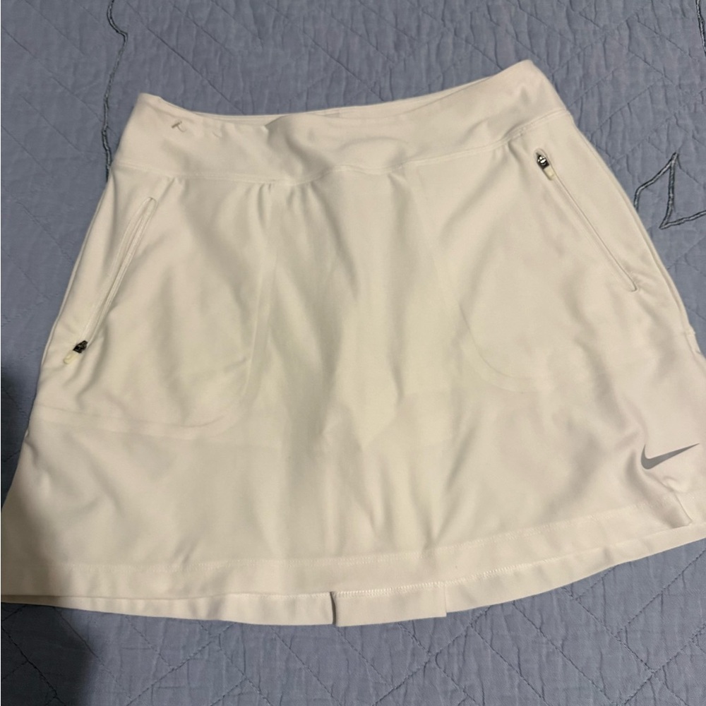 Nike White Skirt with Zipper Pockets
